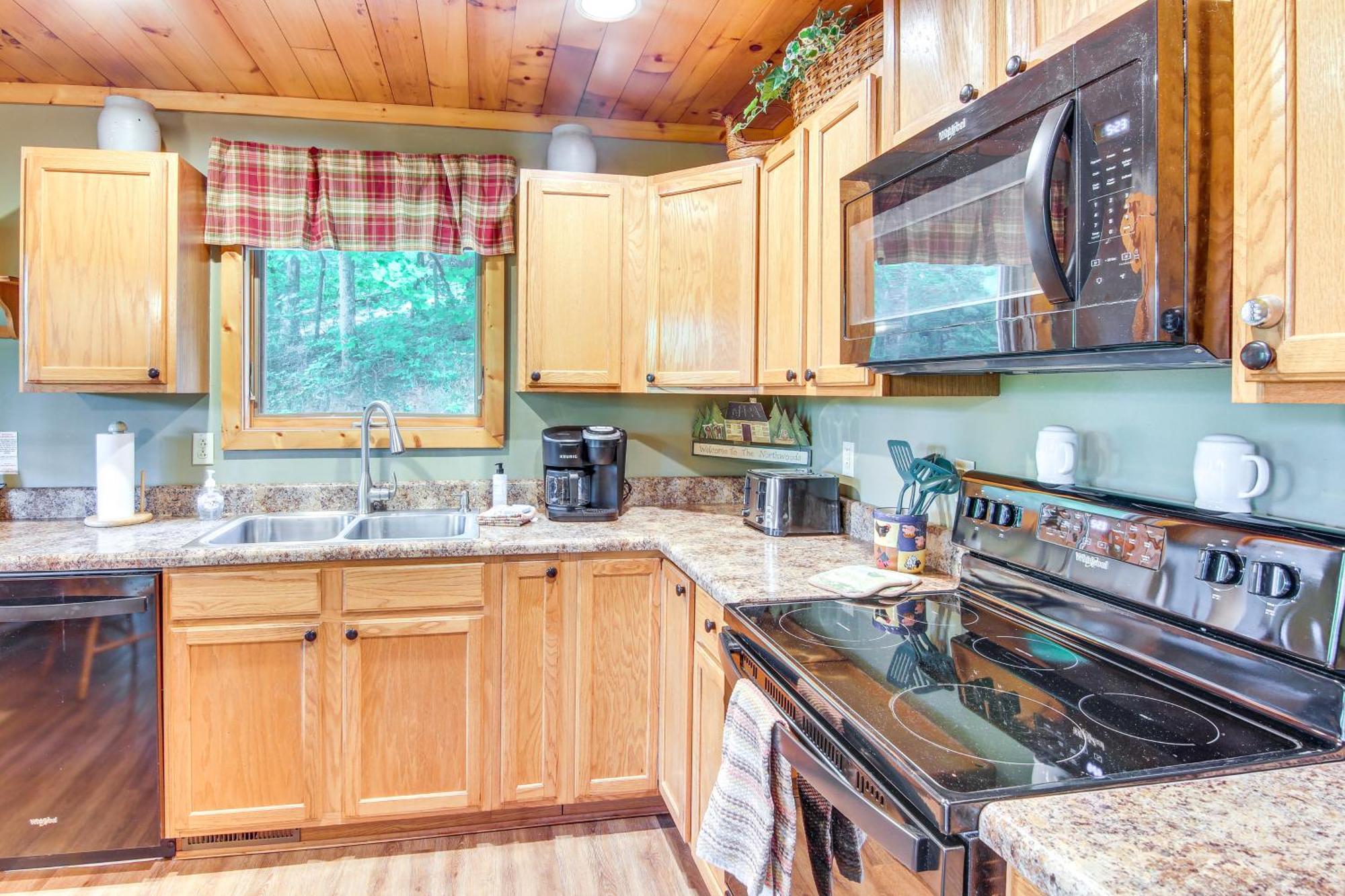 Charming Fox Den Cabin In Whittier With Hot Tub! Esterno foto