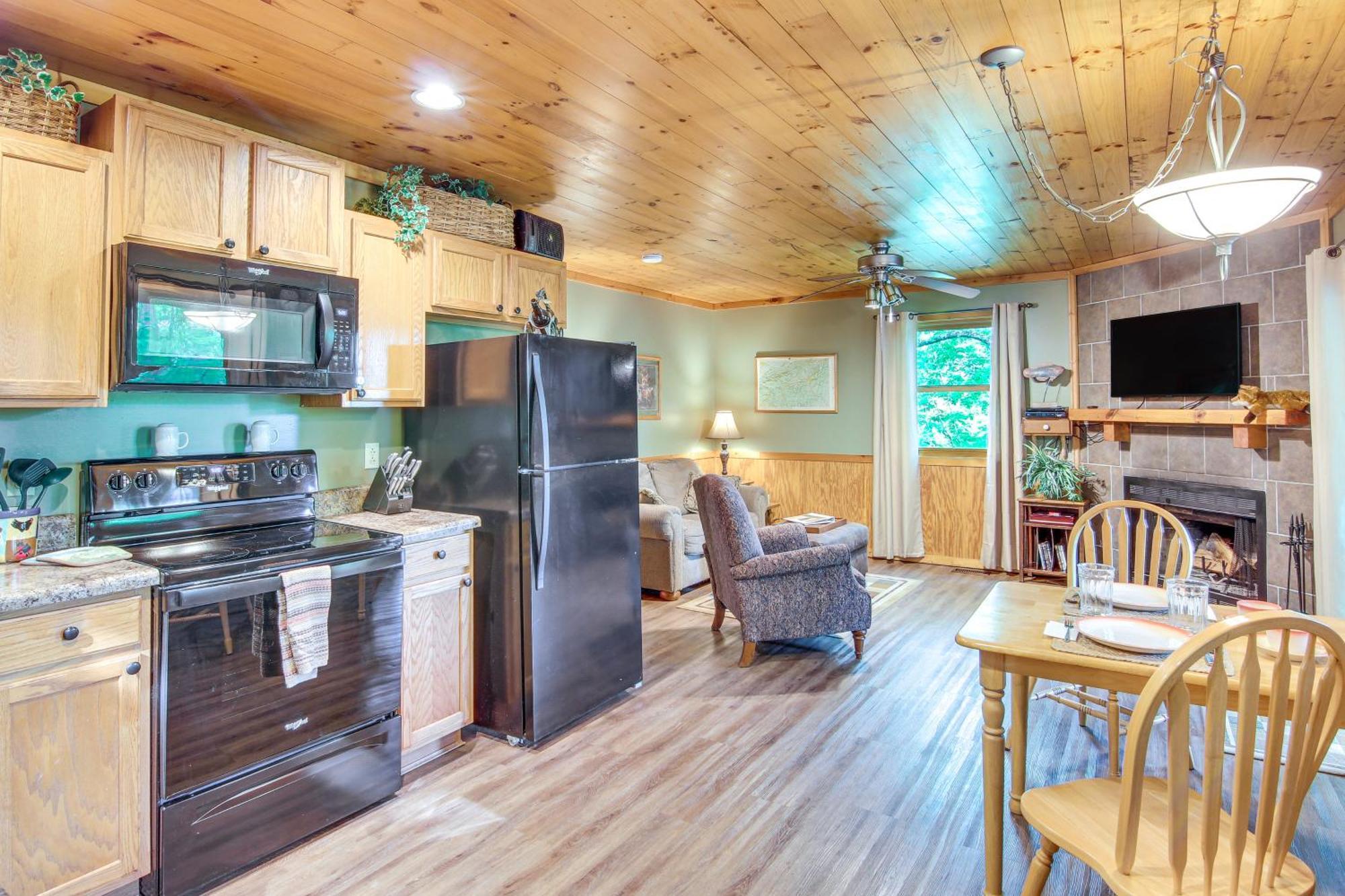 Charming Fox Den Cabin In Whittier With Hot Tub! Esterno foto